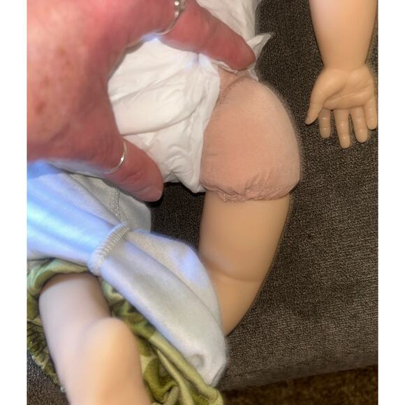 Paradise Galleries Reborn Baby Boy "Frog Prince" + TONS of Extras (NWT) - Picture 11 of 11